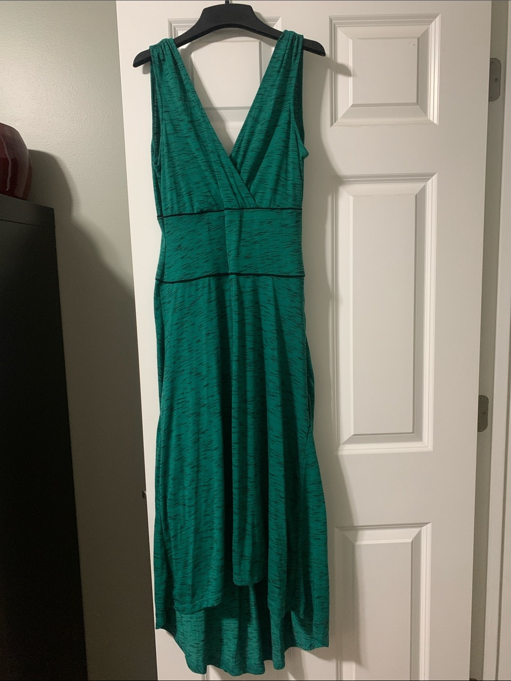 Avon Teal Green Sleeveless High-Low V-Neck Dress